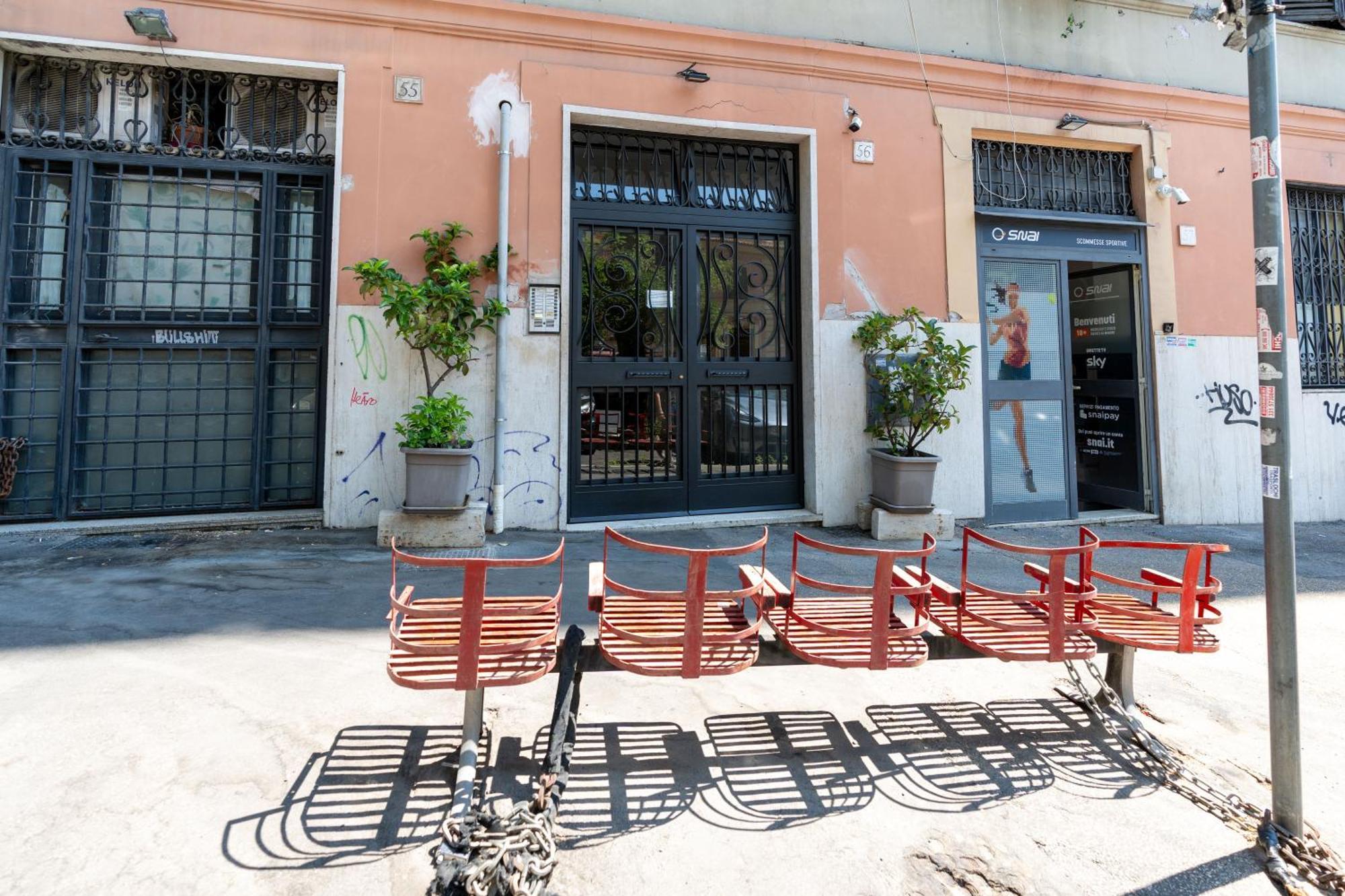 Dolce Vita Suite In Trastevere Rome Exterior photo